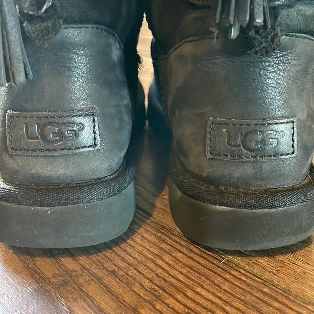 UGG Boots - Picture 6 of 13